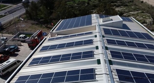 İzmir’de dört tesisin çatısına güneş paneli kuruldu