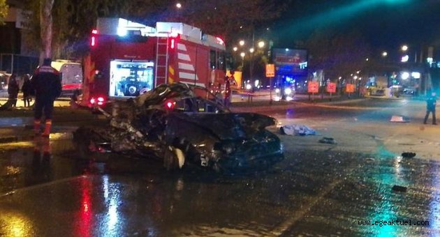 İzmir’de feci kaza... Takla atan araçtan caddeye savruldular: 2 ölü, 1 yaralı