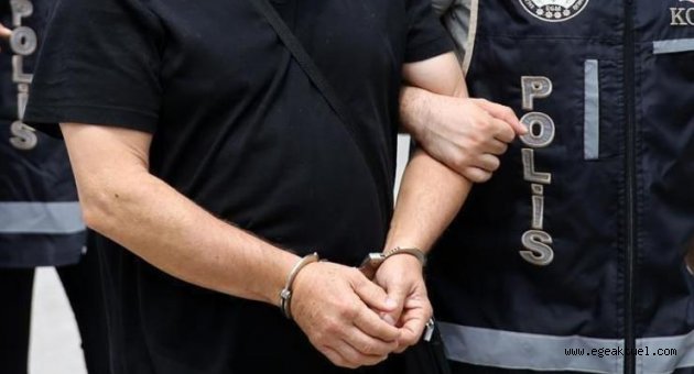 İzmir’de FETÖ operasyonu: Çok sayıda gözaltı