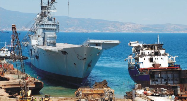  İzmir’de hacizli gemiden çevre katliamı