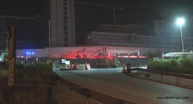 İzmir’de hastane inşaatının deposunda yangın çıktı