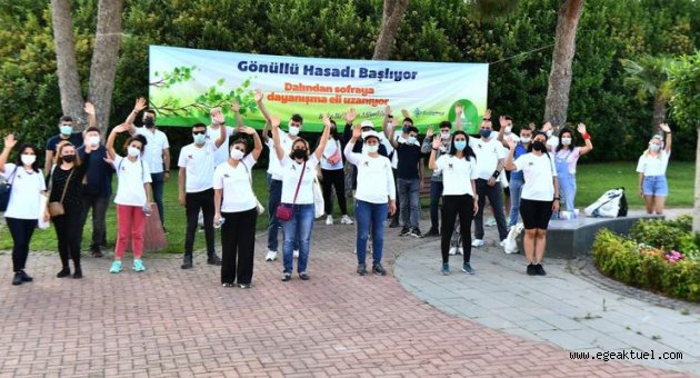 İzmir’de kiraz hasadı için Biz Varız dayanışması başladı