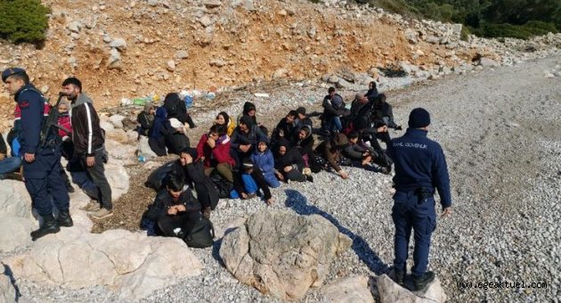İzmir’de ölüme yolculuğa çıkan 171 göçmen yakalandı