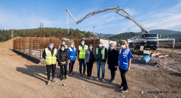 İzmir’de sokak hayvanları için dört dörtlük merkez