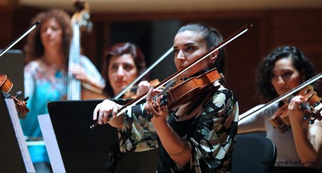 İzmir’de uluslararası müzik günleri 