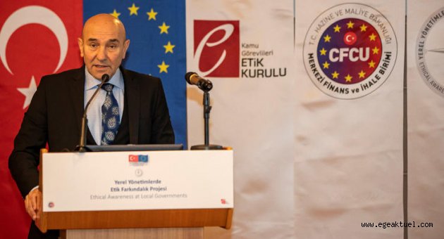 İzmir’de yerel yönetimlerde etik konuşuldu