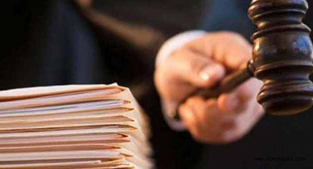 İzmir’deki darbe davasında sanıklara ceza yağdı