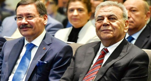 İzmir’deki dönüşüm zirvesinde Kocaoğlu ile Gökçek’ten ortak mesaj!