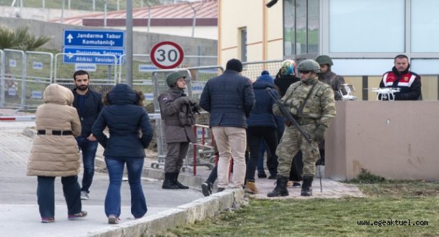  İzmir’deki tarihi davada 30 avukat istifa etti