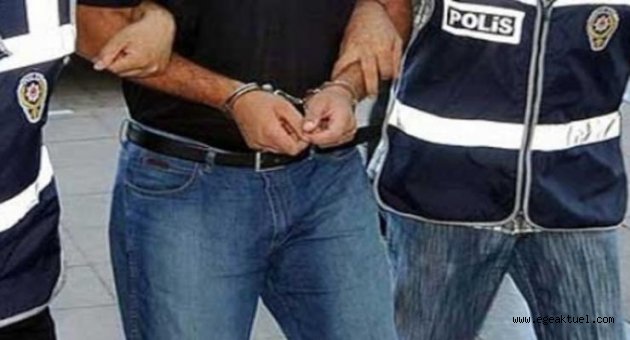 İzmir’deki uyuşturucu operasyonlarında 46 gözaltı