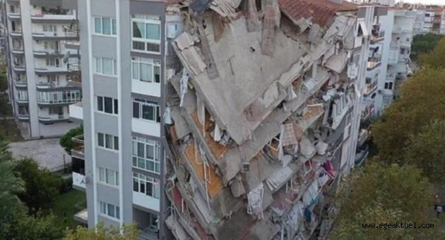 İzmir depreminde hasar gören evlerin acilen terk etmesi istendi