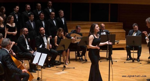 İzmir Festivali'nde Türk müziği gecesi