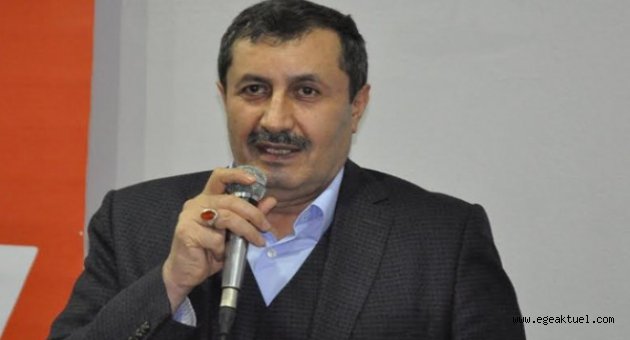İzmir-İstanbul-Ankara Koordinatörü Murat Yıldırım AK Parti Buca 'da partililere seslendi. 