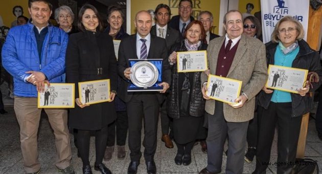 "İzmir Levantenleri" sergisi APİKAM’da açıldı