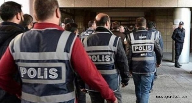 İzmir merkezli 12 ilde FETÖ operasyonu: 31 gözaltı