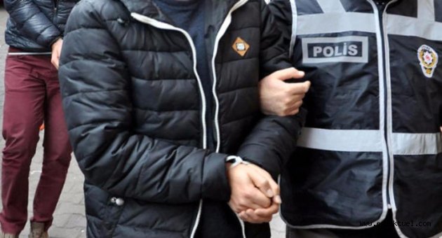 İzmir merkezli 23 ilde FETÖ operasyonu