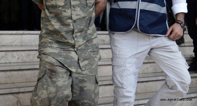 İzmir merkezli 44 ilde FETÖ’nün TSK yapılanmasına operasyon