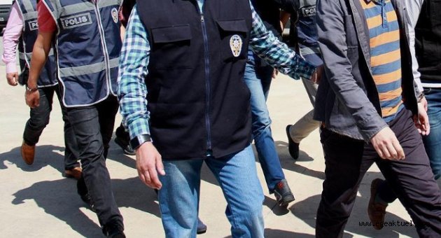 İzmir merkezli FETÖ operasyonu: 11 askere gözaltı