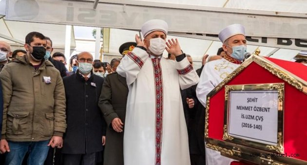 İzmir şehidini uğurladı