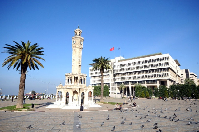 İzmir ve Manisa'da Referandum Yorumu