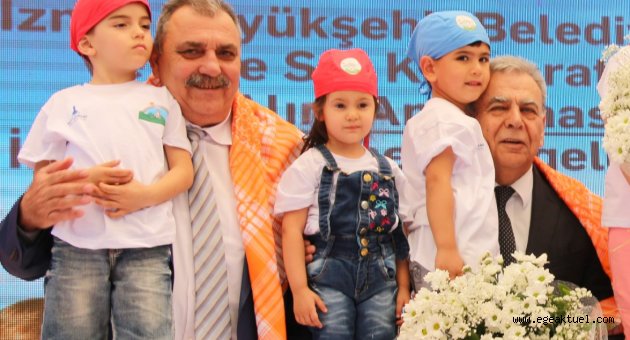 İzmir, yerelden kalkınma modeliyle Türkiye’ye ışık tutuyor