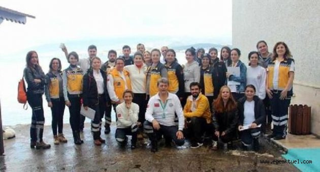 İzmir'de, 112'ye yüzde 94 oranında gereksiz çağrı yapıldı