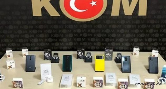İzmir'de 2 milyon liralık kaçak ürün ele geçirildi