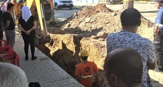 İzmir'de altyapı çalışmaları sırasında küp ve seramik parçaları bulundu