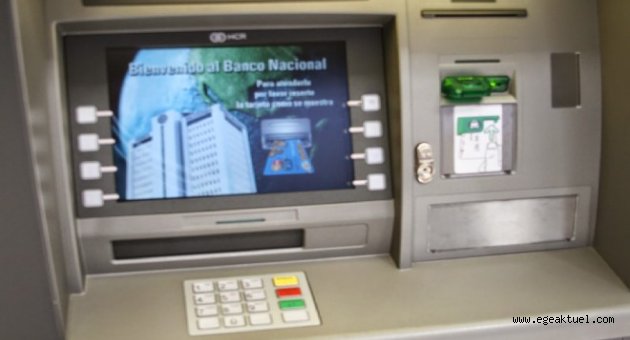 İzmir'de 'ATM hırsızları' yakalandı