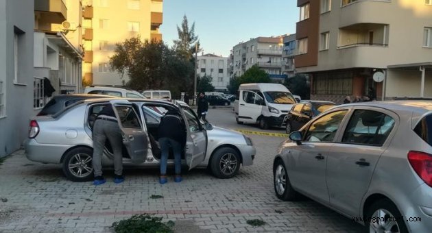 İzmir'de bir kadın uğradığı silahlı saldırıcı sonucu ağır yaralandı