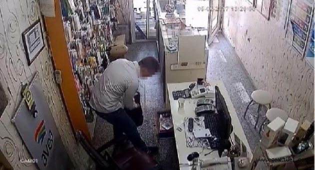 İzmir'de cuma namazına giden esnafa hırsız şoku!