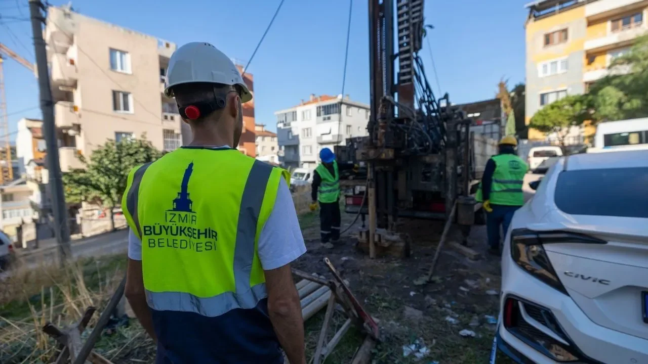 İzmir’de deprem öncesi önemli adım! Zemin özellikleri tek tek inceleniyor