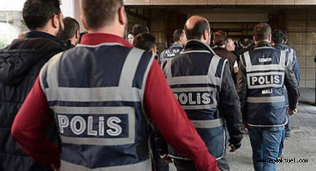 İzmir'de FETÖ operasyonu