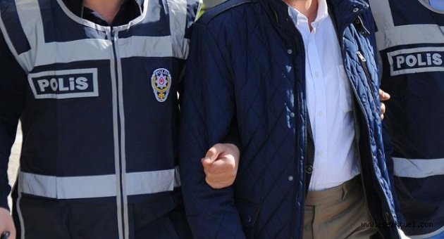 İzmir'de FETÖ'nün emniyet yapısına operasyon