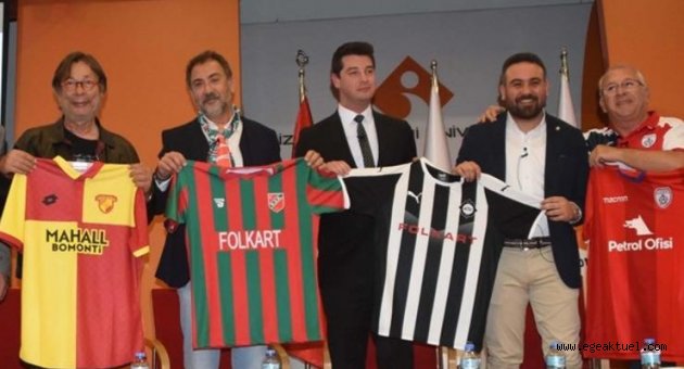 İzmir'de futbol ekonomisi konuşuldu