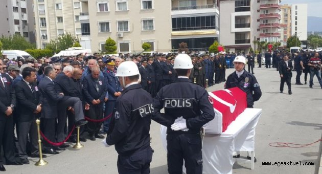İzmir'de gözyaşları sel oldu