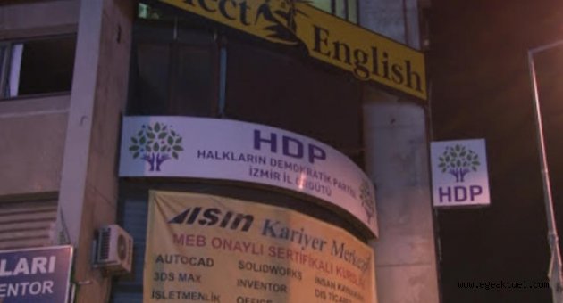 İzmir'de HDP binasında silah sesleri