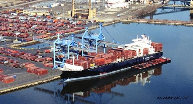 İzmir'de ihracat arttı, ithalat azaldı