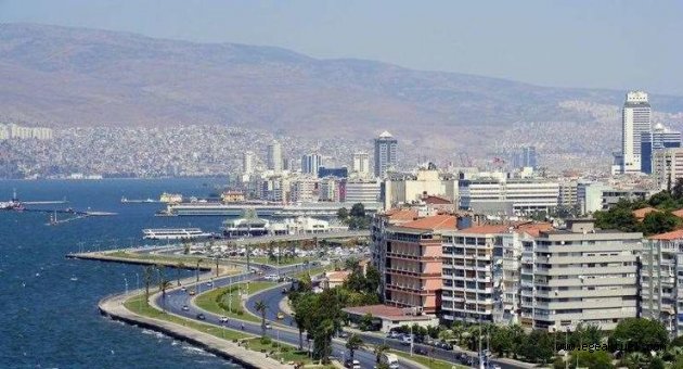  İzmir'de konut satışları azaldı 