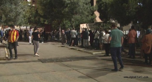 İzmir'de koronavirüs aşısına yoğun talep