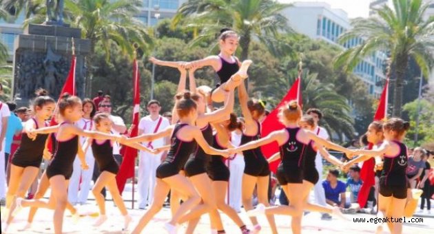 İzmir'de Kutlamalar İptal