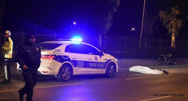 İzmir'de motosikletiyle kaza yapan genç hayatını kaybetti