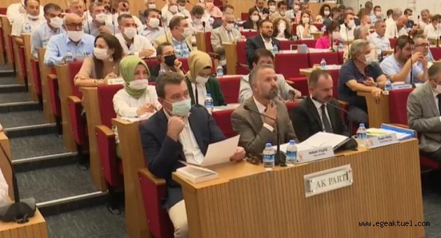 İzmir'de suya zam yapıldı! Büyükşehir Meclisi'nde neler konuşuldu?