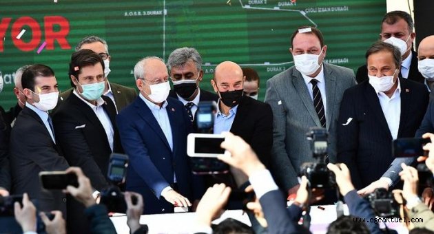 İzmir'de tarihi gün