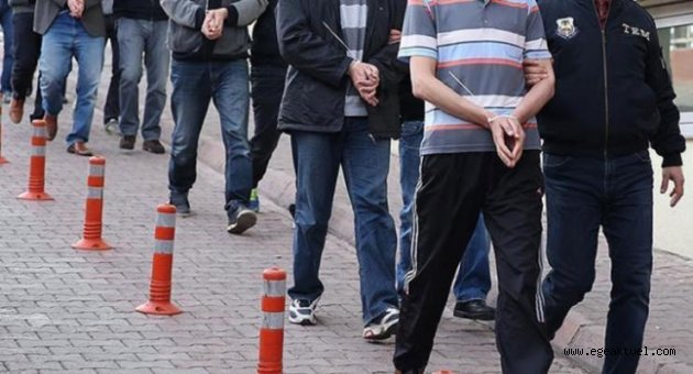 İzmir'de tefecilere operasyon: 20 gözaltı