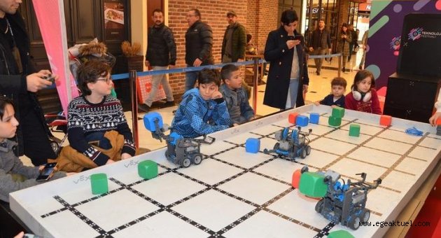 İzmir'de Teknoloji Festivali başladı