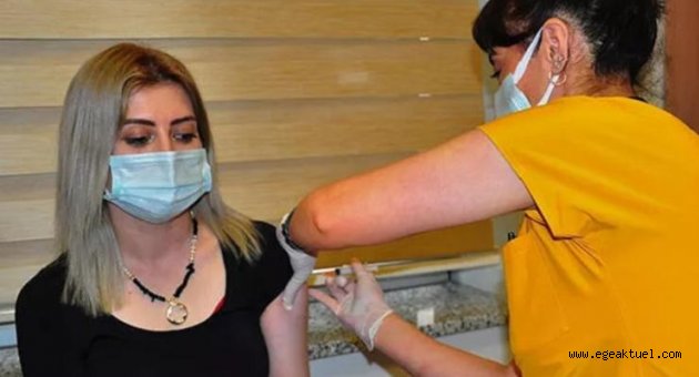 İzmir'de toplam 2 milyon 150 bin doz koronavirüs aşısı yapıldı