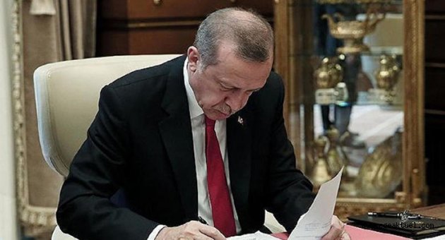 İzmir'deki o üniversiteye rektör atandı