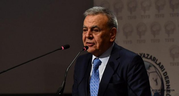 "İzmir'e 30-35 bin kişilik stat lazım"