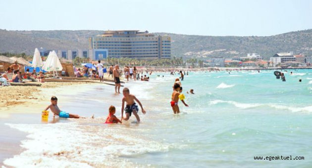İzmir'in iki turistik ilçe belediyesinden İstanbul paylaşımları